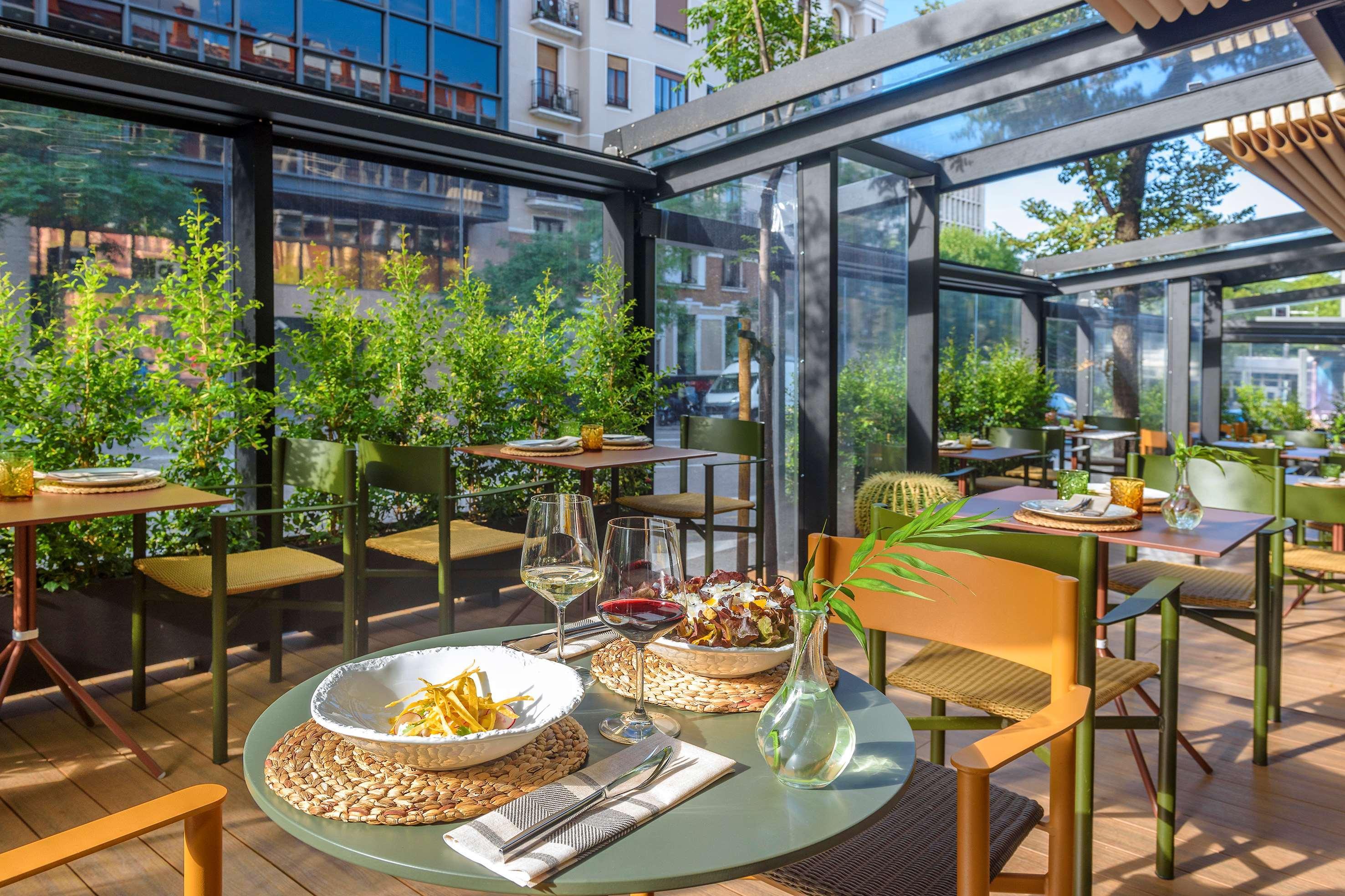 Melia Madrid Serrano Екстер'єр фото